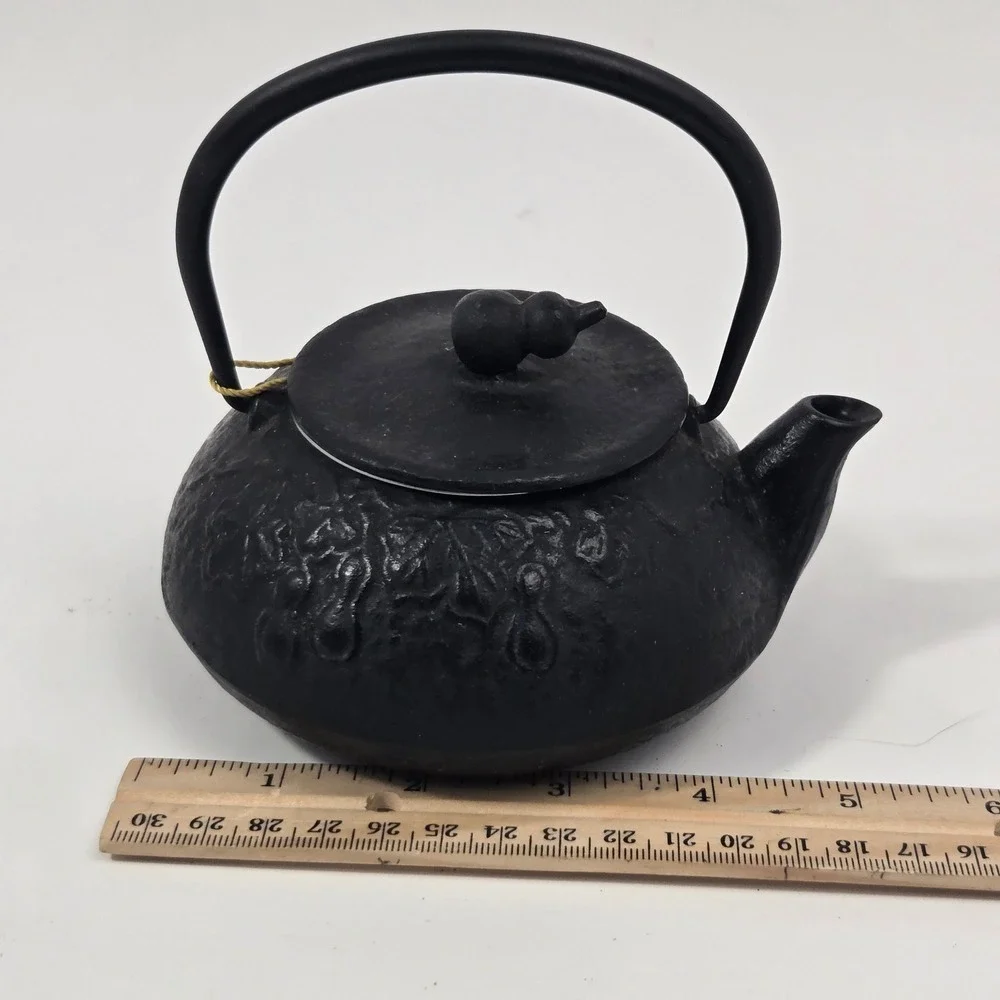 Vintage Kafuh Japanese Cast Iron Tetsubin Teapot Kettle with Infuser